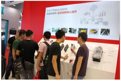 步科x工博会 | 上海经信局领导参观步科模拟数字工厂